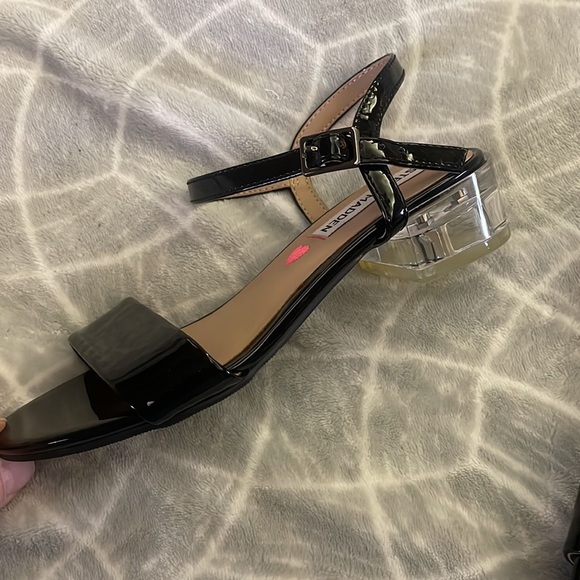 Steve, madden girl sandals - Picture 5 of 8